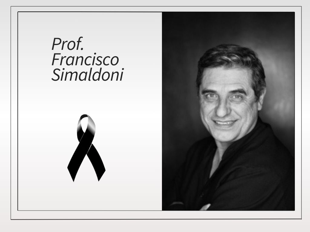 Lamentamos profundamente comunicar el fallecimiento del profesor Francisco Simaldoni.