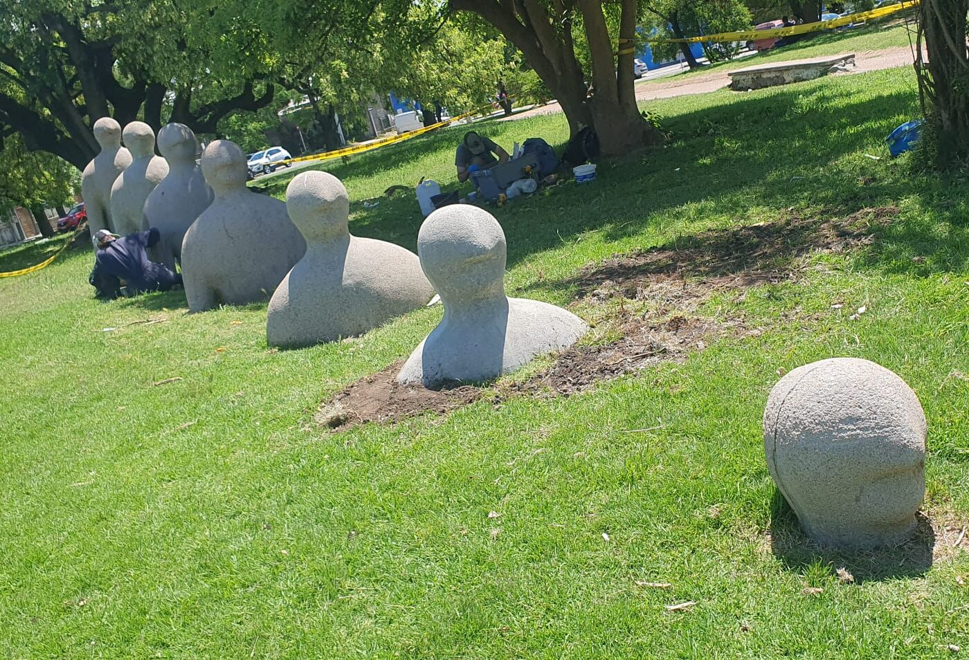Recuperación de la obra «Desterrando» en el Parque de la Magistratura