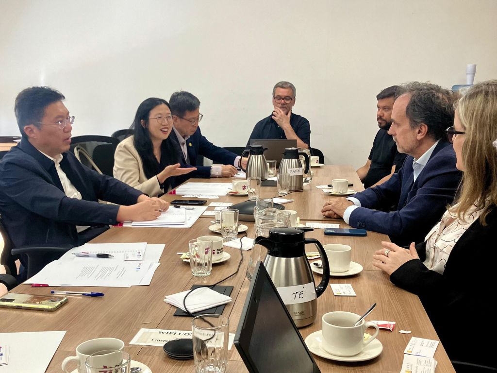 Cooperación internacional: la Universidad de Shantou visitó la Facultad de Artes