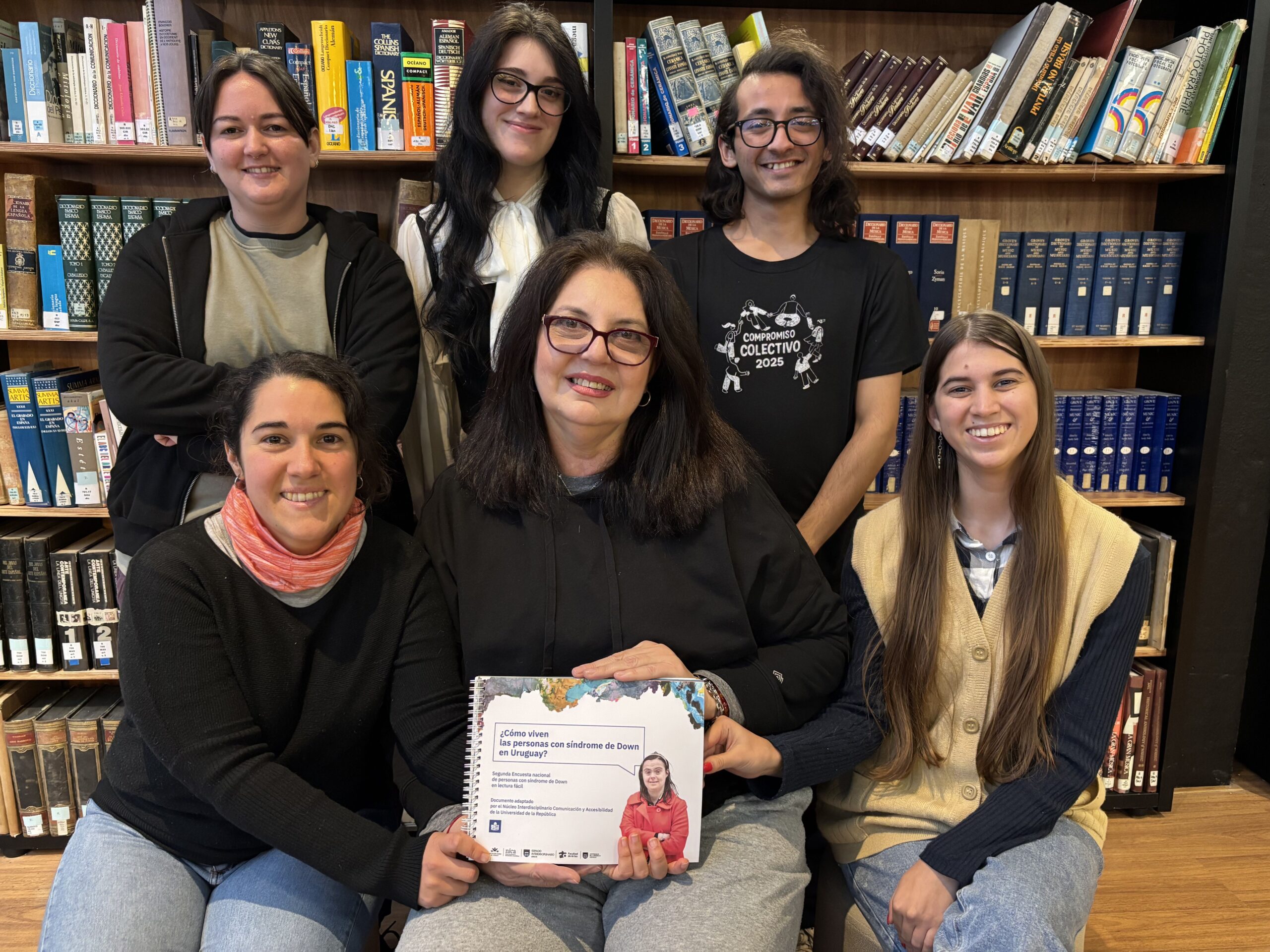 Estudiantes de Artes participaron en el rediseño accesible de una publicación de la Asociación Down del Uruguay
